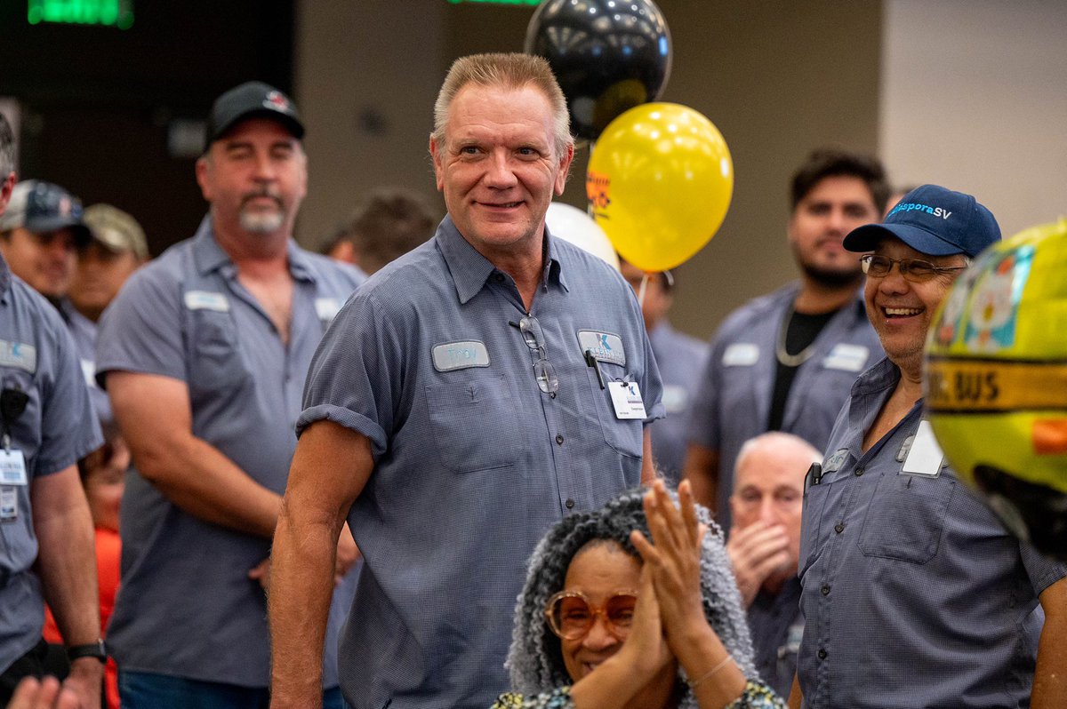 jenny_mcgown's tweet photo. Great getting to start my day w/ some behind-the-scenes heroes in our #KleinFamily, our Transportation &amp; Maintenance teams! 🚍🛠️ Without these folks, the learning in classrooms across @KleinISD couldn't take place. TY, welcome back &amp; wishing you all a wonderful school year! 💛 https://t.co/1ZoR46Qekw