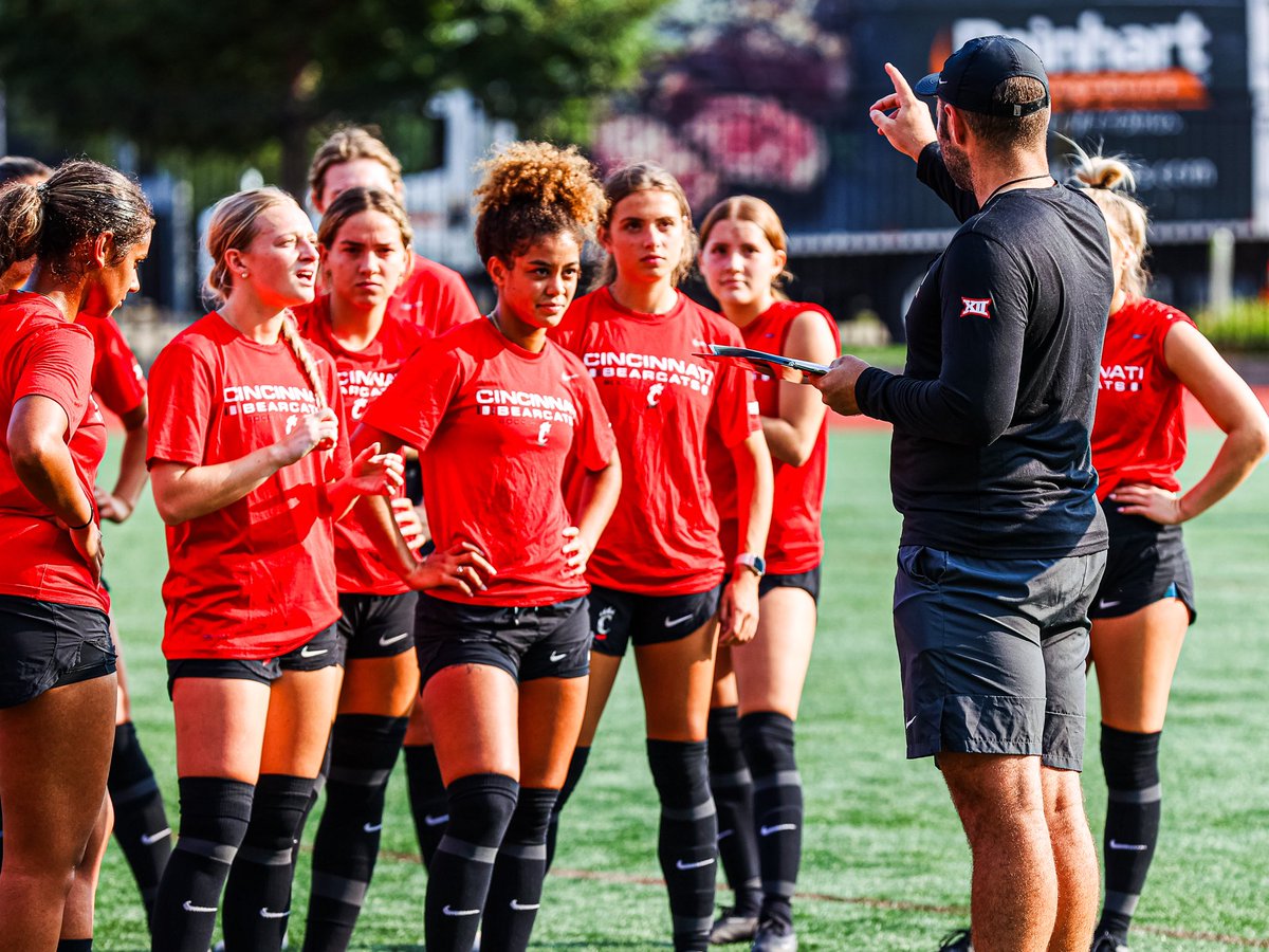 It’s good to be back 🙌

First practice of the season in the books!! 

#Bearcats | #WePlayFor3