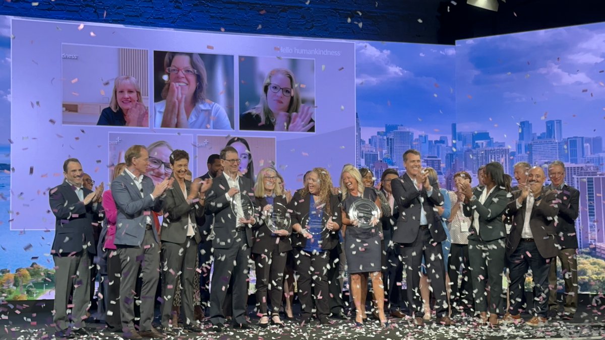TomMcGinn4's tweet photo. Recently I had the pleasure of hosting @commonspirit   leadership at our 3rd annual @CommonSpiritPE  Leadership Summit. We discussed strategy, changing market dynamics/shift of services outside hosp. walls &amp; most importantly, celebrated our Vision Award Winners🌟 https://t.co/rgdTQe9xSn