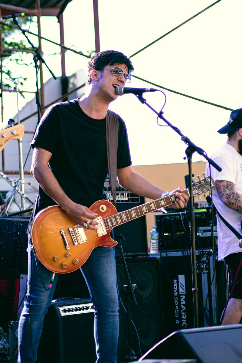 Santoyito2's tweet photo. En Festival Rockbledo con @GerbaMonkey

Fotos de @PinkmanVicky https://t.co/bLhmhvsXeD