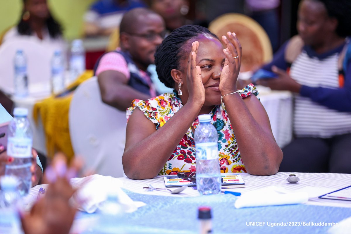 UNICEFUganda's tweet photo. These included,

🤱Employers giving new mothers at least six months or more, of paid maternity leave. 
🤱 Employers giving paid time off for mothers to breastfeed or express milk.
🤱 Employers providing breastfeeding spaces at work. https://t.co/j6uzBojzlX