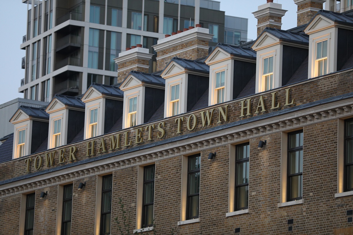 We ❤️ our new Town Hall in #Whitechapel and want to invite you to find out more about it! 

We’re holding an exhibition for 2 weeks, starting on Mon, with <a href="/Bouygues_C/">Bouygues Construction</a> <a href="/AHMMArchitects/">AHMM</a>. 

Doors open from 9am to 4pm, Mon-Fri only. Drop in to learn more about this amazing building!