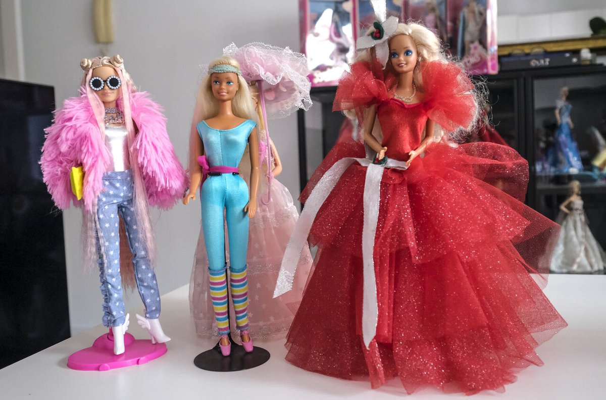 laprovincia_es's tweet photo. La casa de ensueño de Barbie en Las Palmas de Gran Canaria 👱🏻‍♀️

El coleccionista palmense José Luis Montesdeoca tiene más de 1.000 muñecas de la firma norteamericana valorada en más de 50.000 euros 💶🇮🇨

Gretel Morales Lavandero ✍🏻
José Pérez Curbelo 📸 https://t.co/o4RzpOsK0o