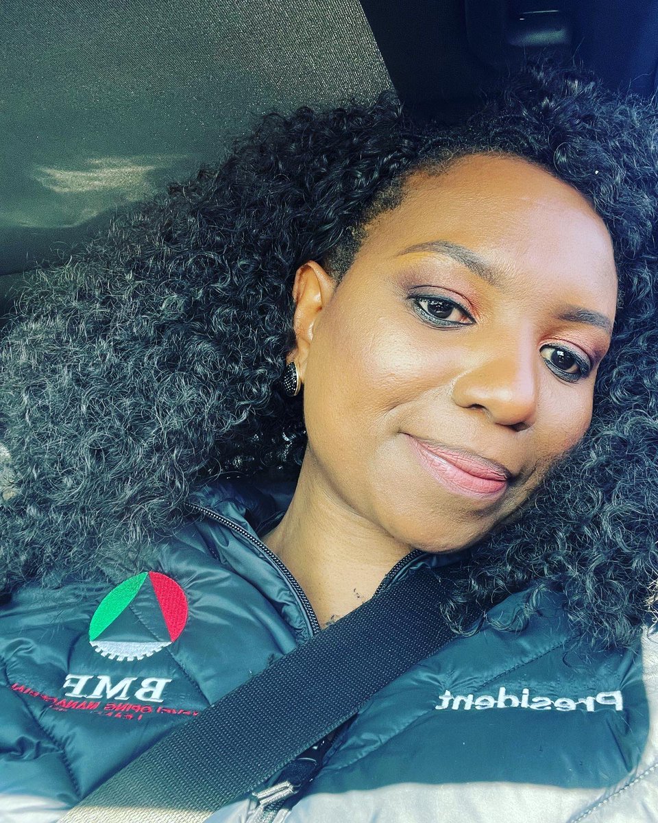 lamphephethe's tweet photo. #Duties done @daily_thetha talking about @BMFNational. an amazing organisation of selfless professionals who volunteer their time, resources and ideas to build this country. All we want is #SocioEconomicDevelopment #Transformation
 #ManagerialLeadershipDevelopment https://t.co/iEQNyplmwv