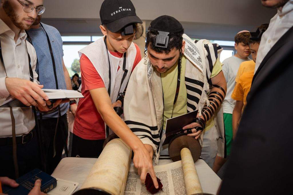 FJCU's tweet photo. #Ronald_Lauder_Mahacne_Shuva - A Vibrant Lakeside Retreat for Boys from #Ukraine, supported by #FJCU and #EMIH!
Over 100 boys, all from Ukraine and scattered around the world due to the #war, have come together to create lifelong friendships. https://t.co/e19yycStqR