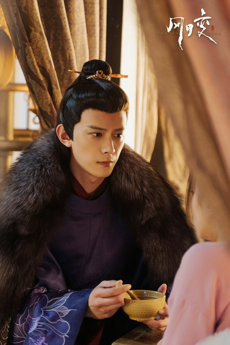 CdramaL's tweet photo. 「📸 | Drama histórico de romance #ButterfliedLover, estrelado por #LuXiaoyu (#DearMrHeavenlyFox) e #ZhaoYiqin/ #Rainlu (#Provoke), lança novas fotos — Disponível no Viki e MGTV! 

 #风月变 
https://t.co/1wF1mBQbVX