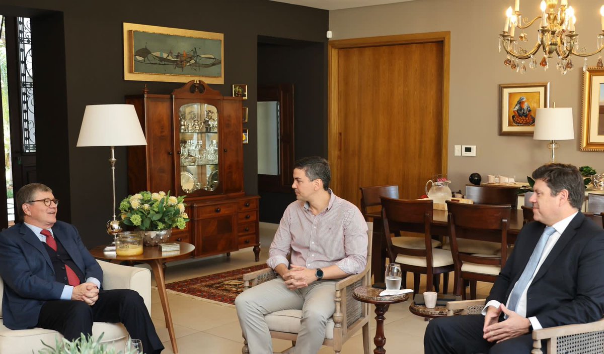 Santiago Peña tweet media