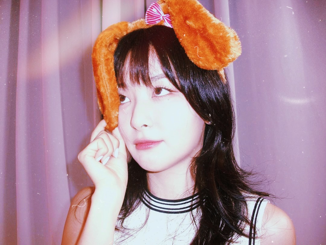 seulgikpics's tweet photo. seulgi on film 🎞 https://t.co/Snk5s9hFpn