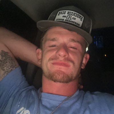 CameronLyles's tweet photo. #NewProfilePic https://t.co/FBG5UFoiTB