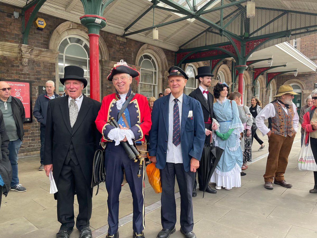 MidCheshireCRP's tweet photo. Lovely morning at The Queen at Chester Hotel celebrating #Chesterstation 175 anniversary. Great talk from Pete Waterman & interesting to learn more about Thomas Brassey. He definitely was the Greatest Railway Builder in the world
@northernassist #midcheshirerailwayline https://t.co/54rA9aWm06
