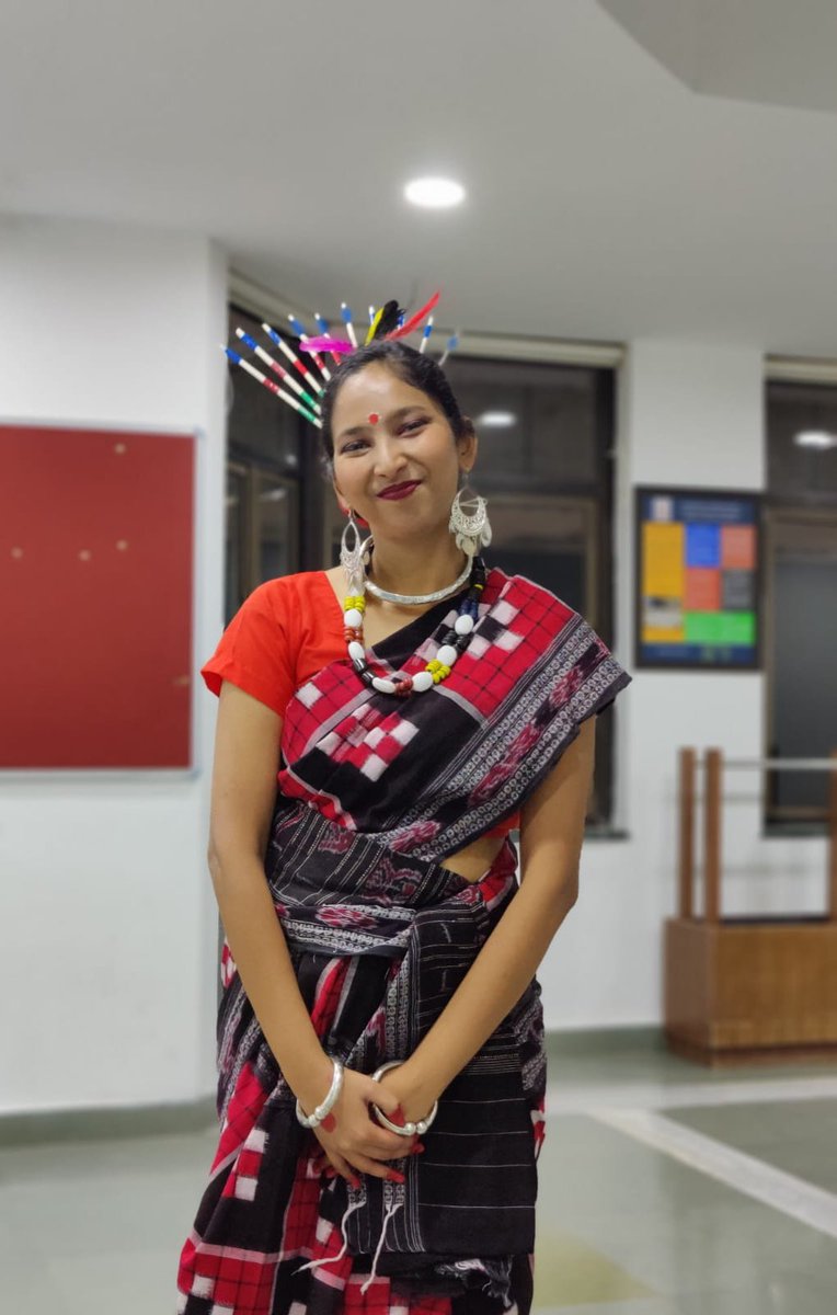 snehaias's tweet image. From performing Dalkhai dance in LBSNAA to watching it live in Sambalpur, it has been a great journey. 

Celebrating Sambalpur day in  Sambalpuri saree. 
ସମ୍ବଲପୁରୀ ଦିନ ର ଅନେକ ଅନେକ ଶୁଭେଚ୍ଛ। #SambalpuriDay