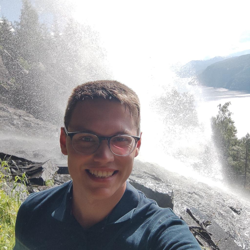 Florian Hesse tweet media