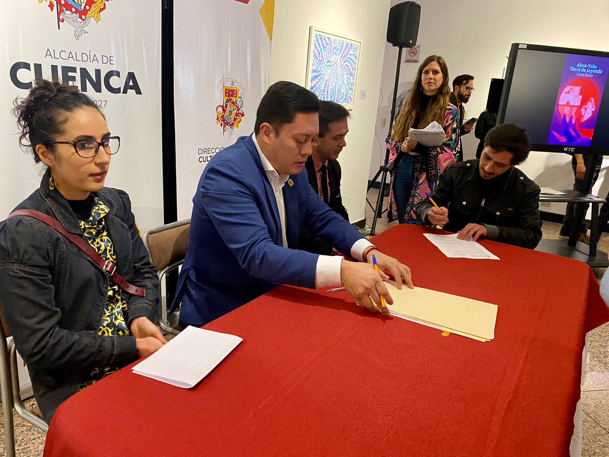 CulturaCUE's tweet photo. Cuenca se transforma por la #Cultura

Esta mañana se llevó a cabo la firma de convenios con los gestores y artistas ganadores de Fondos Concursables #Ranti 2023 promovido por la Alcaldía de Cuenca mediante su Dirección Municipal de Cultura. https://t.co/LgsshRxph2
