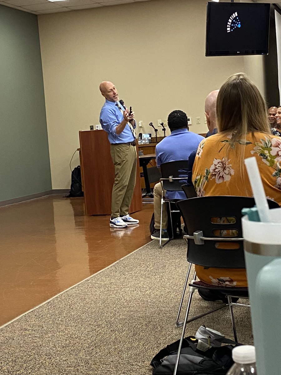 Always good to hear the message from @Joe_Sanfelippo and share some Whippet swag. #whippetpride #gocrickets