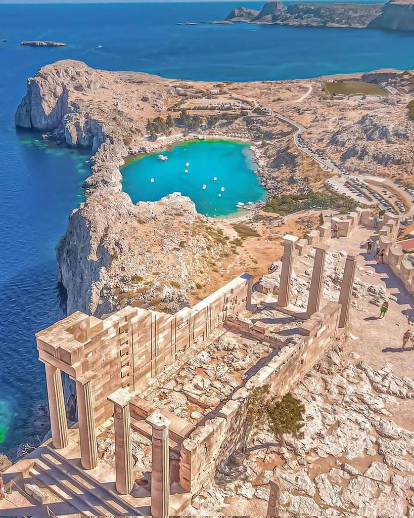 TheVacationator's tweet photo. Greece 🇬🇷 https://t.co/giHByaWjWO