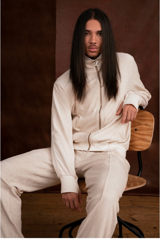 [MAGAZINE] KIERA LIBERATI [SS23 ISSUE]

vipermag.com/2023/08/01/mag…