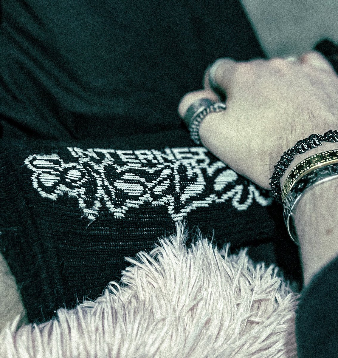 ..•𖦹  
𝖎𝓃𝖙ℯ𝖗𝓃𝖊𝓉 🕷️ -:. 
   ‘.,:-_|  𝓈𝖊𝓃𝖘𝒶𝖙𝒾𝖔𝓃 /-
     .:..• 𝓈𝖔𝒸𝖐𝓈 .:;…