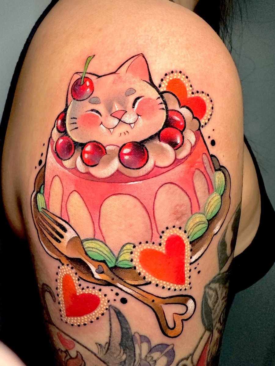 siamesescalante's tweet photo. Hola! Soy #tatuadora en CDMX y estos son algunos tatuajes de gatitos que he hecho recientemente. 

#tattoo #catlover #tattoos #tatuajes #TATuesday #tatu #tatuadorasmexicanas https://t.co/UZpK7xYhM6
