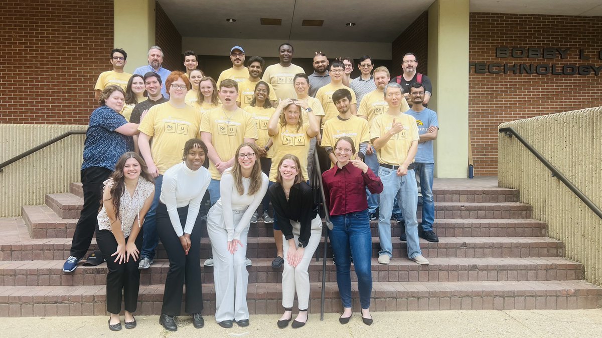 SongGuoUSM's tweet photo. The final oral presentations from our REU students. Can't be more proud of what they have accomplished in this summer! https://t.co/d1DTiA9tmt