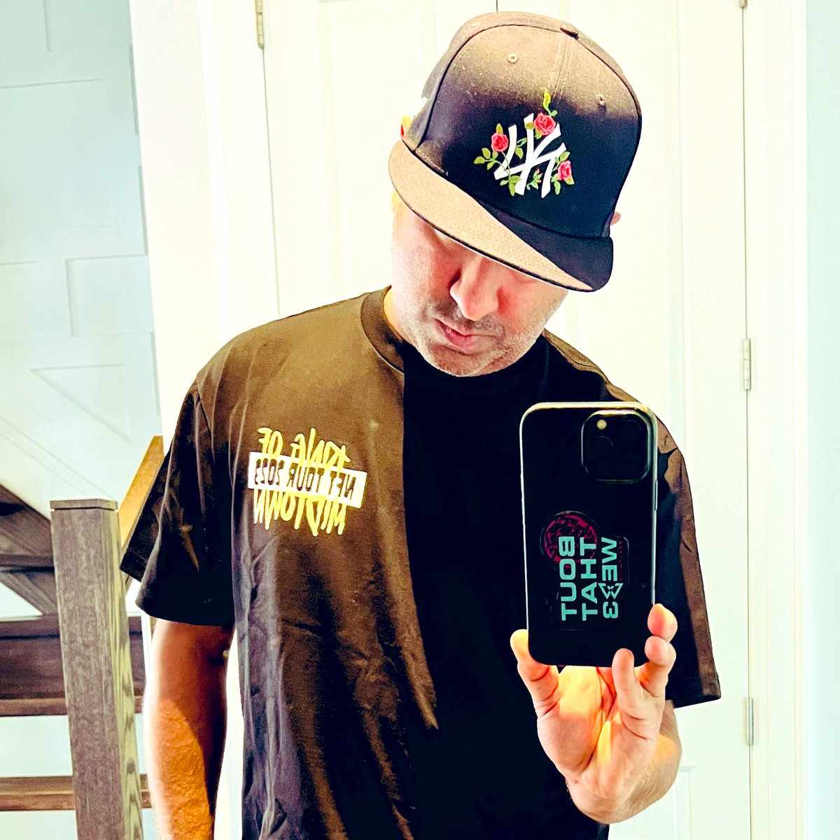 ʀᴏɢᴇʀ ᴄʜᴀʙʀᴀ (@rchabra) on Twitter photo Today’s edition of “support me and I support you” <a href="/Kingofmidtown1/">Kingofmidtown.eth</a> <a href="/vasiamakris/">vasiamakris.eth</a> <a href="/crypt_gallery/">The Crypt Gallery</a> 💪🏾 Today’s edition of “support me and I support you” <a href="/Kingofmidtown1/">Kingofmidtown.eth</a> <a href="/vasiamakris/">vasiamakris.eth</a> <a href="/crypt_gallery/">The Crypt Gallery</a> 💪🏾