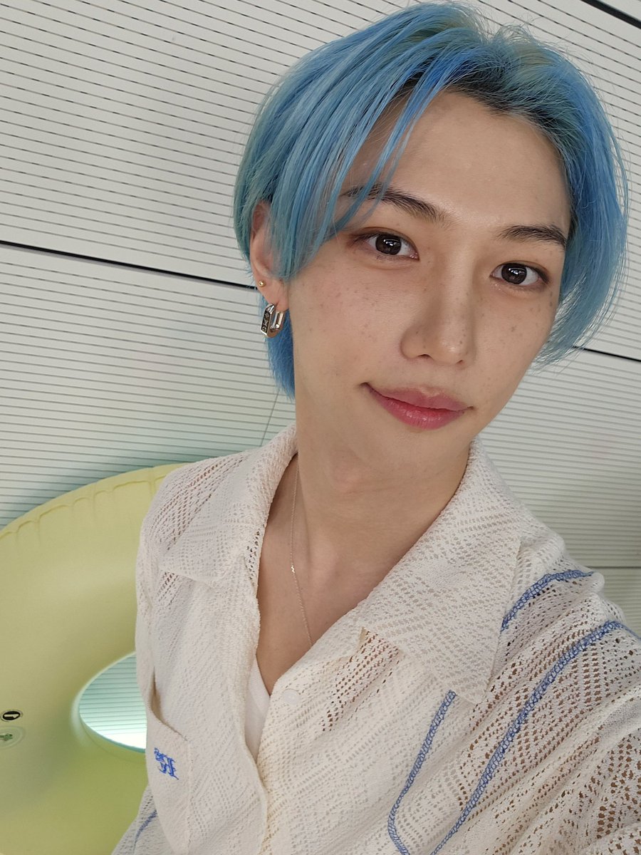 _PancakePlant_'s tweet photo. Felix on bubble 🫶

#Stay5thAnniversary #StrayKids #partysnotover #Felix #bubble #YouMakeStrayKidsStay https://t.co/REozQNPVxH