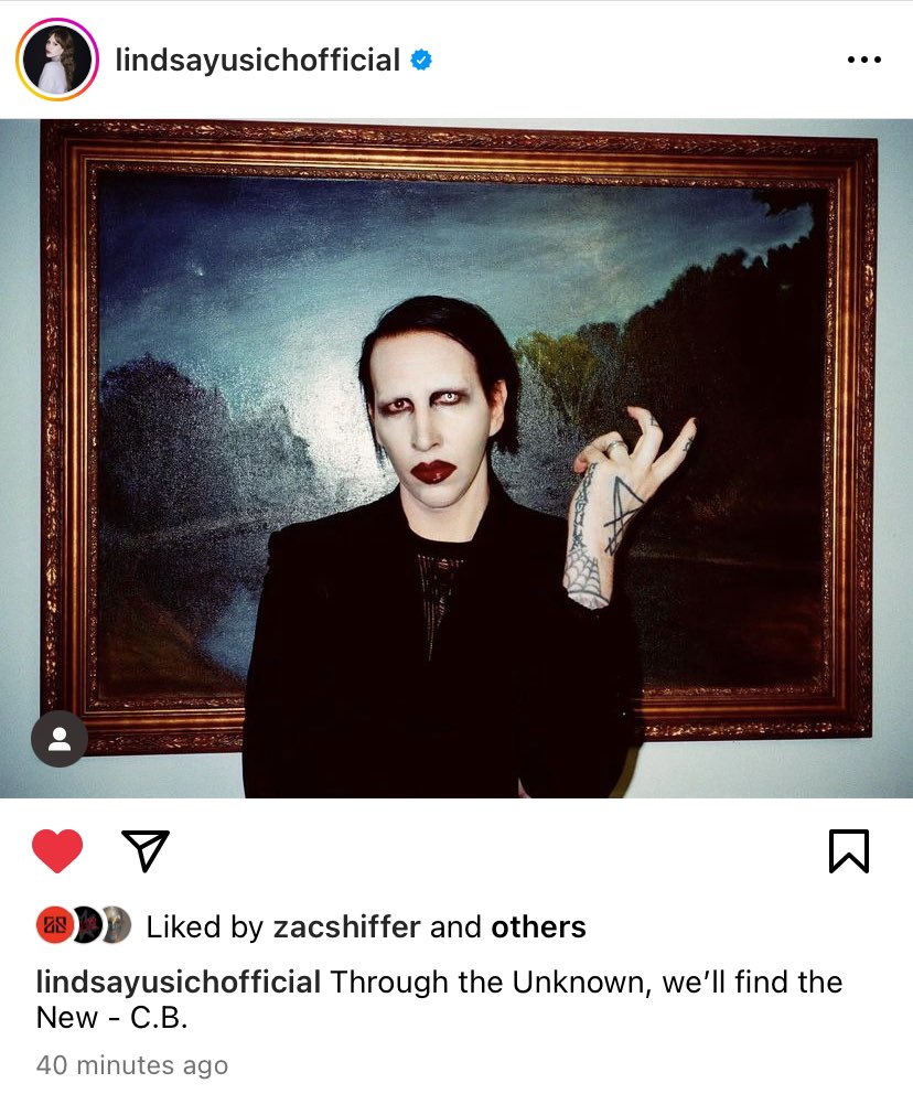 TheMansonCases's tweet photo. New photo of Marilyn Manson posted by his wife, Lindsay. 

Giving off “Holywood” vibes in newer photos.

Holywood was the record released after the Columbine allegations. https://t.co/jMslnOviUt