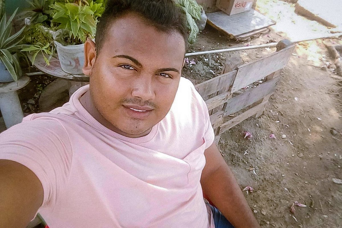 Caribeafirmativ's tweet photo. 💔🏳️‍🌈Lamentamos profundamente informar que anoche fue asesinado Luis Felipe Rolón, un hombre gay de 24 años, en el barrio El Ferry, en Barranquilla. Luis Felipe es la décima víctima #LGBTIQ+ que deja la violencia en el departamento del #Atlántico en el 2023.  

⬇️Lee más. https://t.co/AbHtZJwC25