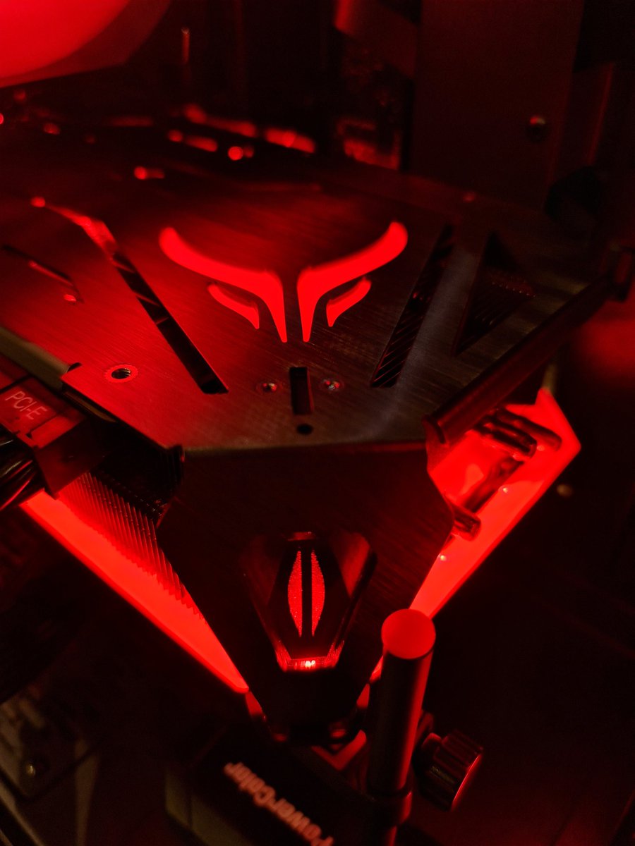 BannedPC's tweet photo. 🚫 #BannedPC 019 🚫

CPU: R7 7700X
COOLER: TR PS120 SE
MOBO: MSI PRO B650M-A WIFI
RAM: TG VULCAN alpha 6000MT/s C38
SSD: SAMSUNG 980 Pro - 1TB
GPU: PowerColor RX 7900 XTX RED DEVIL OC
PSU: TT GF A3 750W GOLD
CASE: Lancool II Mesh RGB

8900﷼

ماشاءالله تبارك الله https://t.co/U7Xfkc0aVL