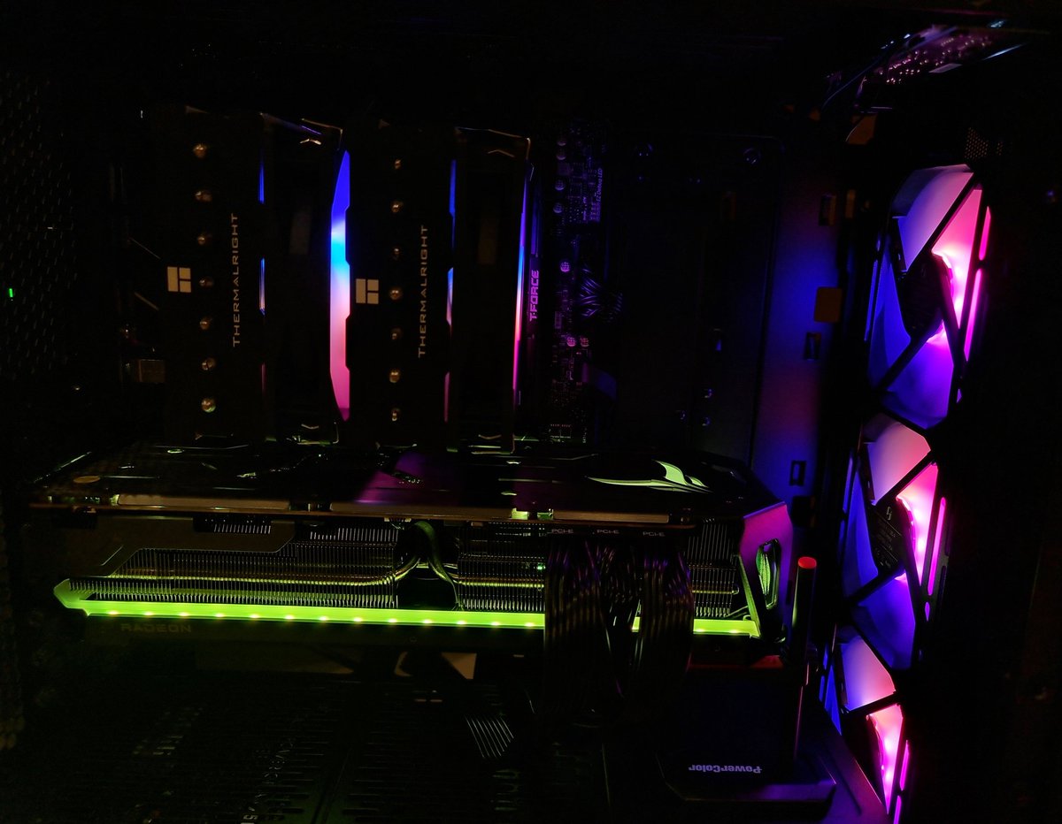 BannedPC's tweet photo. 🚫 #BannedPC 019 🚫

CPU: R7 7700X
COOLER: TR PS120 SE
MOBO: MSI PRO B650M-A WIFI
RAM: TG VULCAN alpha 6000MT/s C38
SSD: SAMSUNG 980 Pro - 1TB
GPU: PowerColor RX 7900 XTX RED DEVIL OC
PSU: TT GF A3 750W GOLD
CASE: Lancool II Mesh RGB

8900﷼

ماشاءالله تبارك الله https://t.co/U7Xfkc0aVL