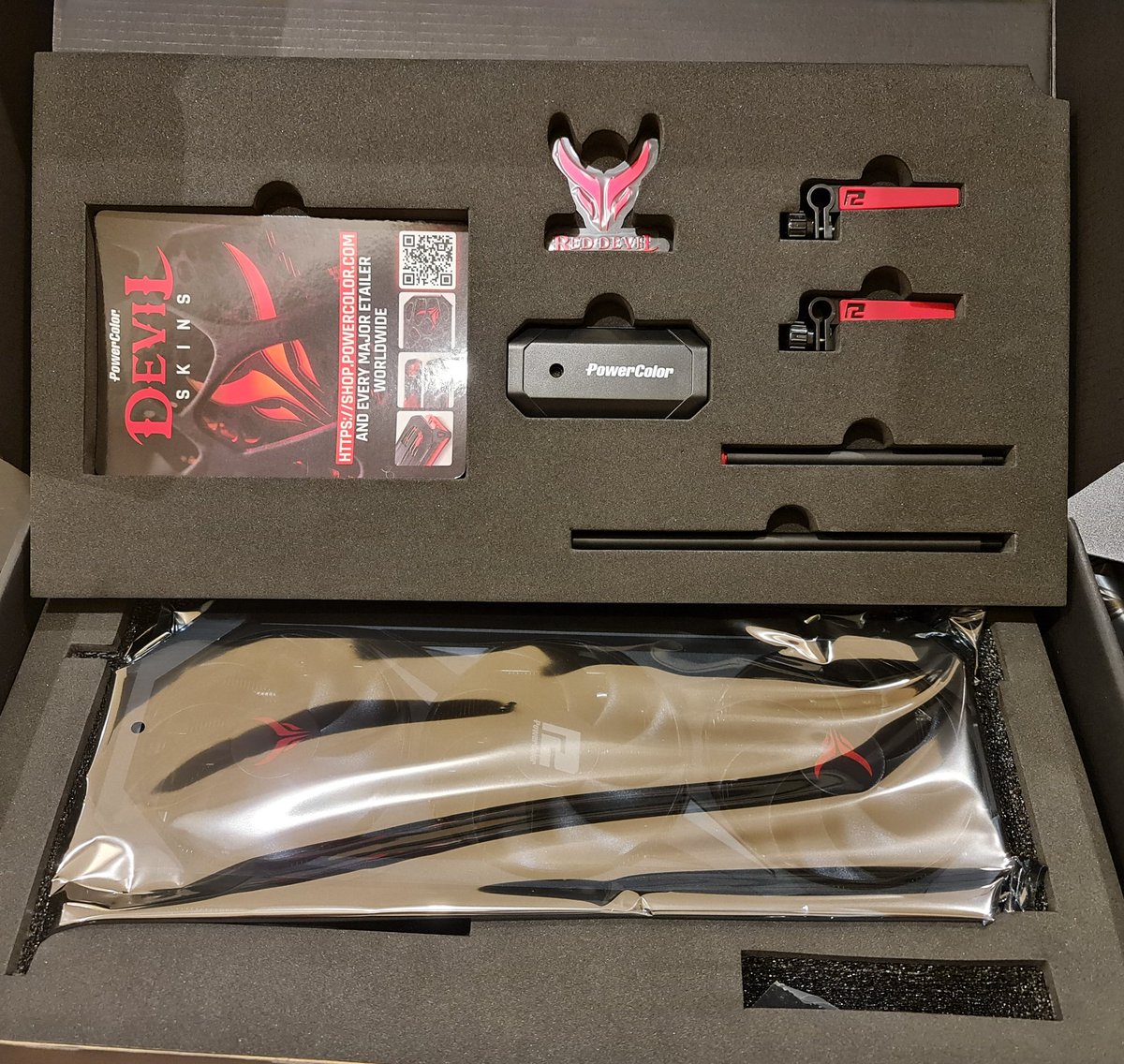 BannedPC's tweet photo. 🚫 #BannedPC 019 🚫

CPU: R7 7700X
COOLER: TR PS120 SE
MOBO: MSI PRO B650M-A WIFI
RAM: TG VULCAN alpha 6000MT/s C38
SSD: SAMSUNG 980 Pro - 1TB
GPU: PowerColor RX 7900 XTX RED DEVIL OC
PSU: TT GF A3 750W GOLD
CASE: Lancool II Mesh RGB

8900﷼

ماشاءالله تبارك الله https://t.co/U7Xfkc0aVL