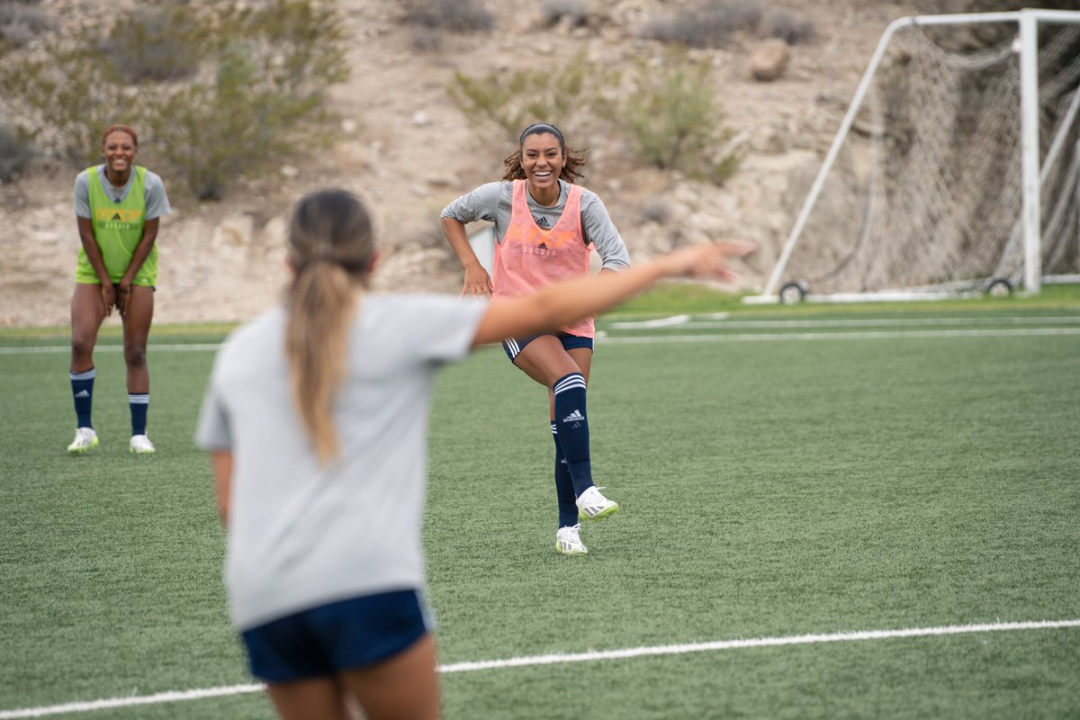 UTEPSoccer's tweet photo. 📸 Scenes from our first practice.

#RiseUp915 | #PicksUp https://t.co/x0aMK9EPE6