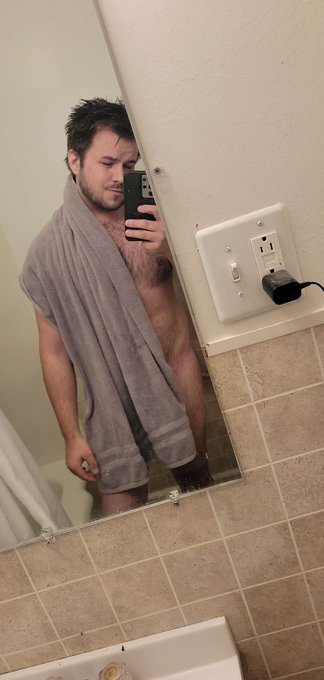 Lolhiimty’s pics and videos