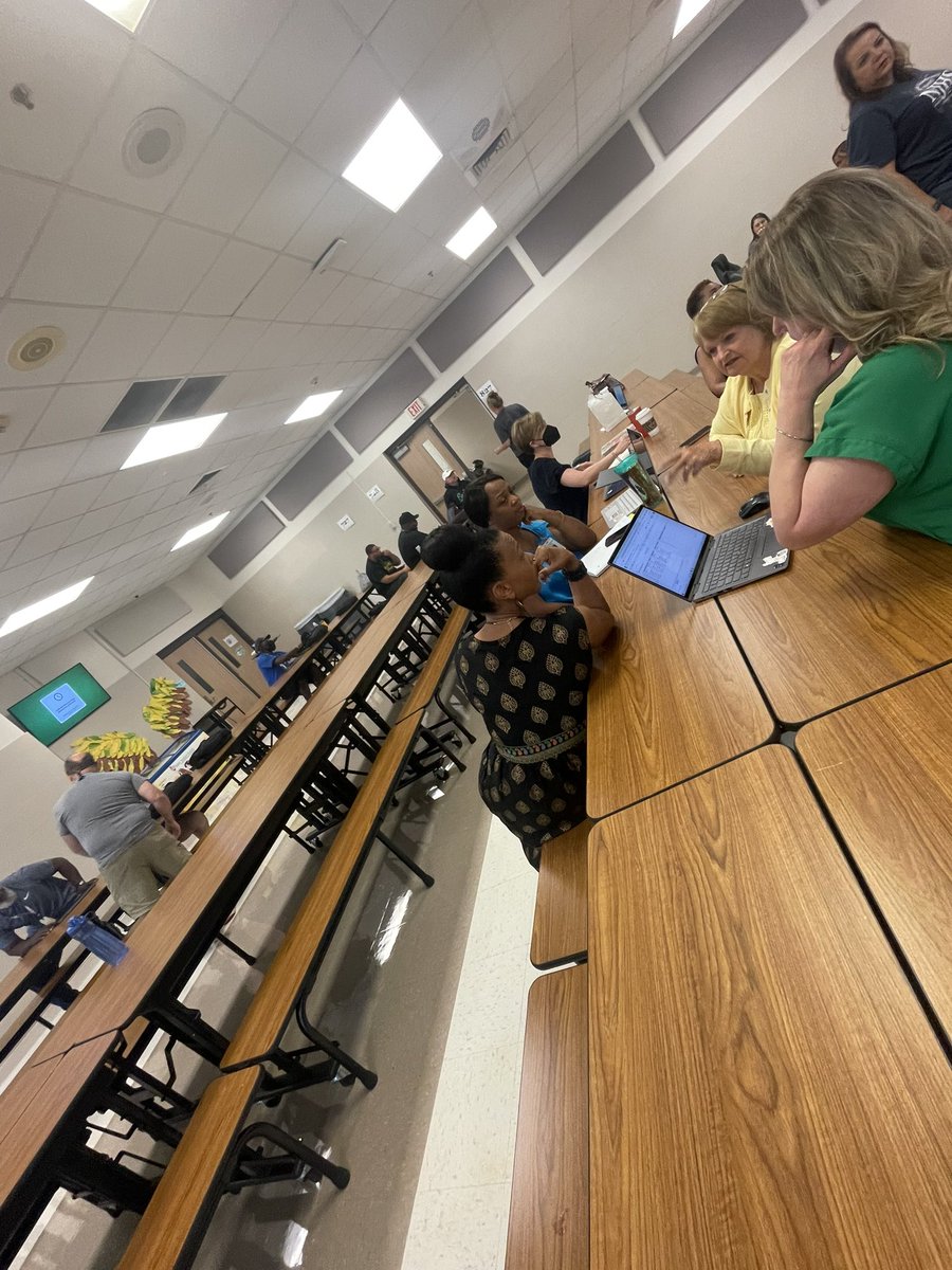 EGrindele's tweet photo. Austin MS RLA teachers are fully engaged and ready to dig into the new learning plans. 
#2023-2024
@ambermhope @Aleahcr @SKReeves_GISD @mrs_nrwashin @GISDTLD https://t.co/bSovn903Nh