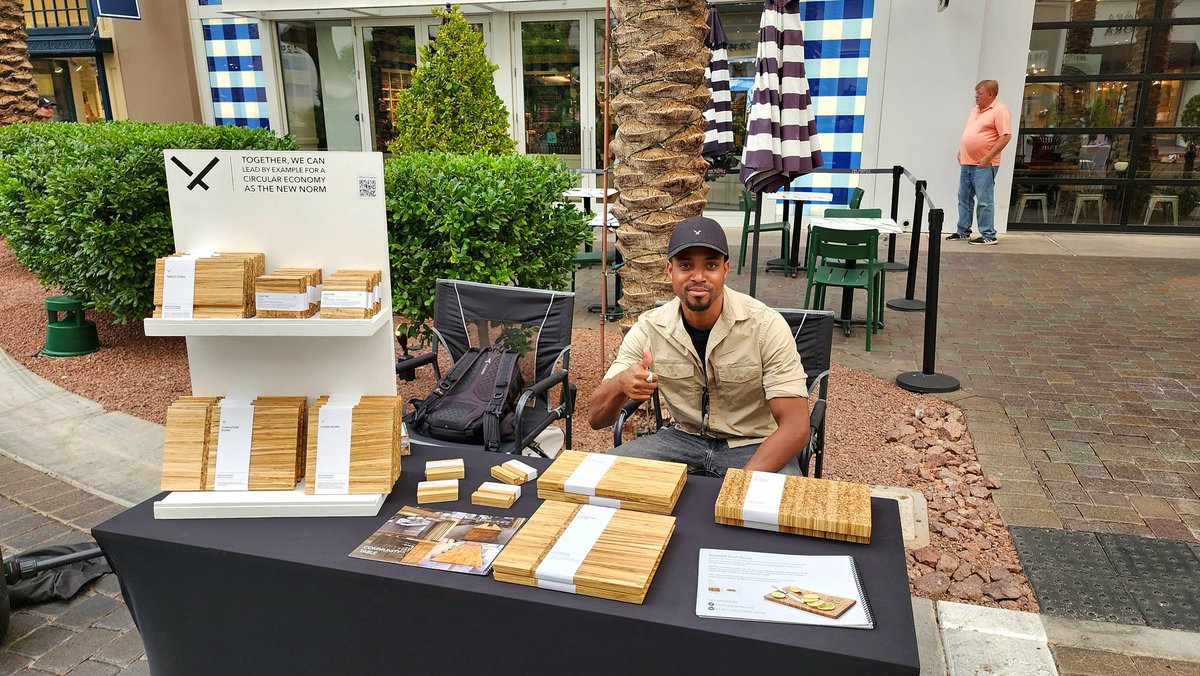 We had a blast at last weekends Saturday Night Market!

Thanks to everyone who stopped by, chatted, and supported us. 

We'll see you at the next one! ♻️🥢 #sustainablebrands #recycling #innovation
