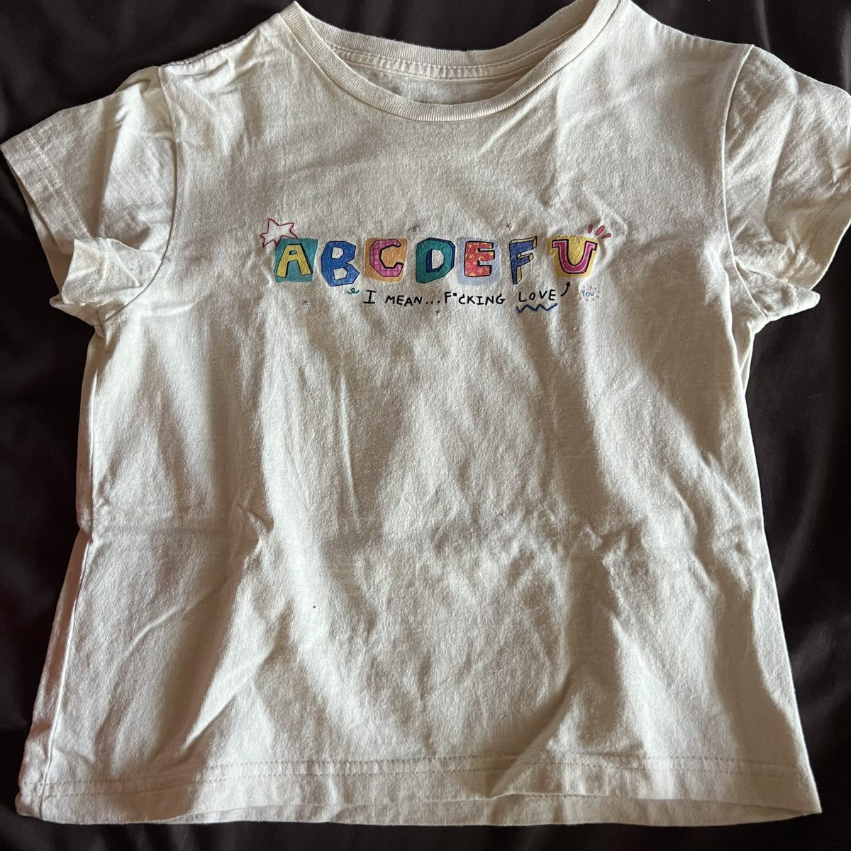 sopyjukiss's tweet photo. ส่งต่อbaby tee อก31-33 ยาว20 150รวมส่ง พร้อมโอนลดได้ค่า 
ลายลอกนิดหน่อยค่า(เดิมไม่ได้เม้นไว้เลยค้า)
#ส่งต่อvghbkk #ส่งต่อเสื้อผ้ามือ2 #ส่งต่อเสื้อผ้ามือสอง  #ส่งต่อเสื้อผ้ามือสองสภาพดี #ส่งต่อสกินแคร์ #ส่งต่อเสื้อผ้าy2k #ส่งต่อเสื้อผ้ามือ2 https://t.co/LgWdjk9FNR