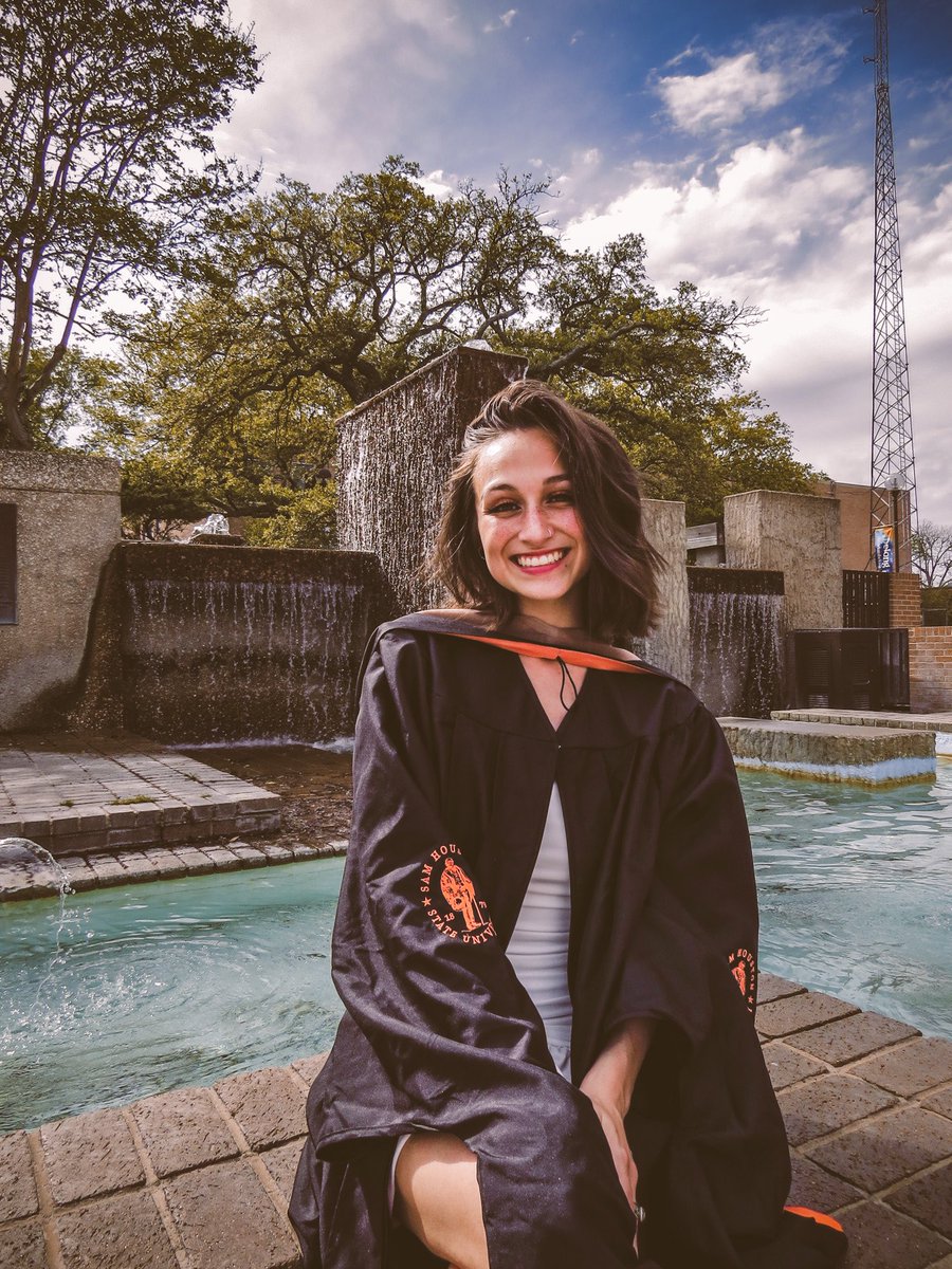 lalexi_21's tweet image. mba queen #spring23