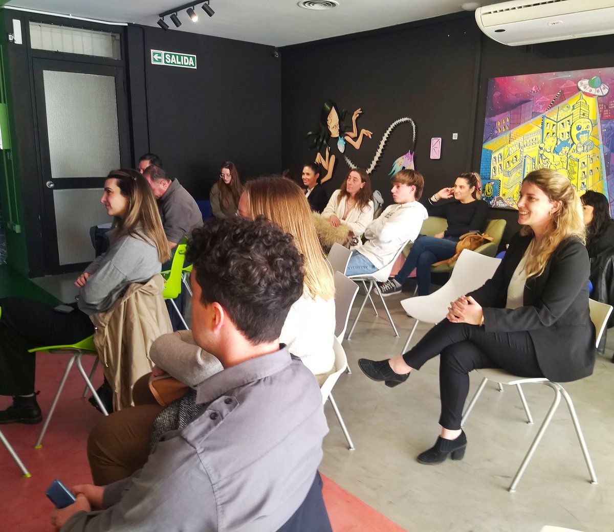 zfbbcr's tweet photo. De la charla también participó la empresaria bahiense Guillermina Esmoris, creadora de Yumba, quién narró su experiencia emprendedora exportadora ✅

¡Gracias a quienes se sumaron! 

Seguimos trabajando por el desarrollo productivo del Sudoeste Bonaerense 💪 https://t.co/VSGU1jjPVN