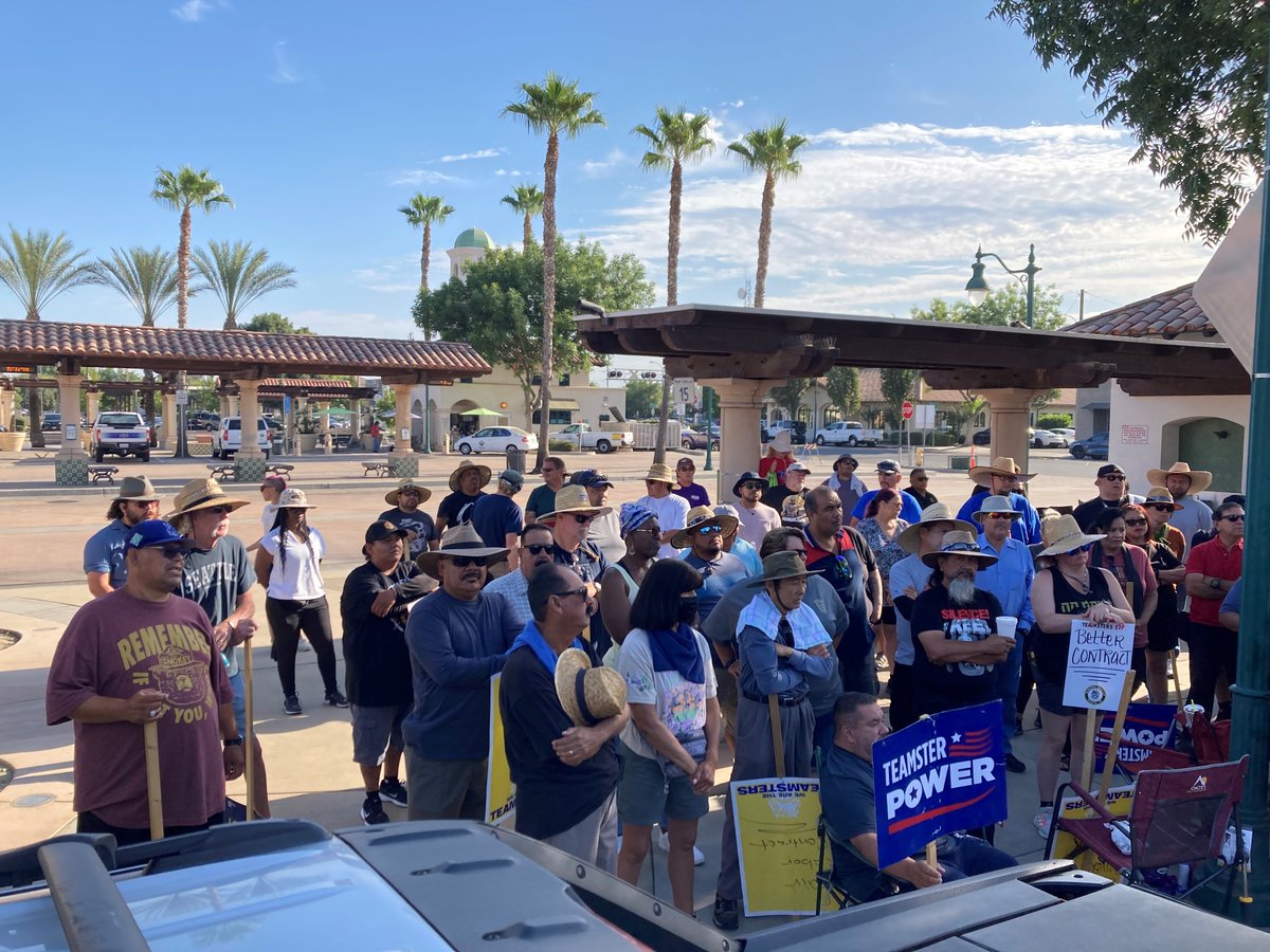 Teamsters's tweet photo. Today is day 25 on the picket line for more than 100 Transdev #Teamsters in Visalia, California.

These workers provide vital transportation services for Visalia Transit Systems &amp; SEKI Bus Operations in Sequoia National Park and are demanding a fair contract. 

#strike https://t.co/9rufqgMwLR