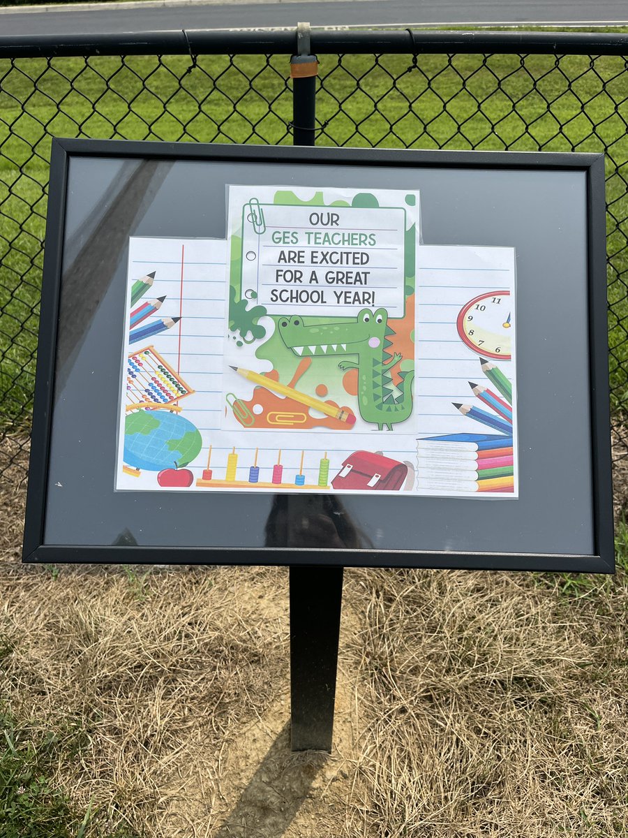 Mgolles_library's tweet photo. Gators be sure to check out the new book in the StoryWalk when here for Open House!! 🧡💚@GESGATOR https://t.co/4yTOuVmKvf