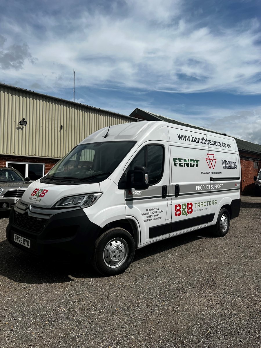 bandbtractors's tweet photo. Check it out !! Our vans have had a makeover, so keep an eye out for us on the roads and get in touch for all your tractor needs 🤩👍
#bandbtractors #vanmakeover https://t.co/Katq07utlu