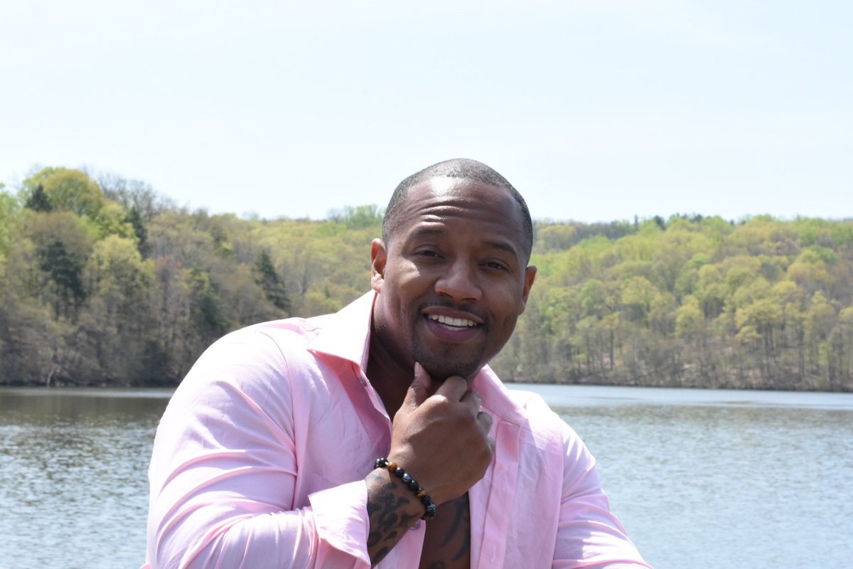TheRealGIJoey's tweet photo. The stalking don’t stop, it ain’t you so you through😂🤣😂🤣😂 #DuelThreatEntertainer  #passportgang #TheeEpitomeOfSexy
#MaleExoticEntertainer #Comedian #Actor 
#TheOneAndOnlyWANTED
#PhillyWanted #Trollem 
#Laughter2Lust 
#GettingNakedTakesMePlaces
#Smile2MeatAndMyFeet https://t.co/OUPbZoxwud