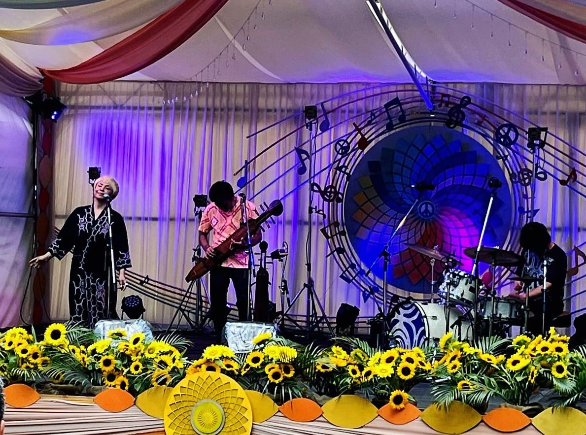 ChikarStudio's tweet photo. FUJI ROCK FESTIVAL'23
OKI &amp; Rekpo with 沼澤尚+内田直之
@Gypsy Avalon🎵

OKI DUB AINU BAND同様に大盛況でした👏👏👏
ご来場の皆様、関係者の皆様、ありがとうございました🙏
また、遠方からご声援いただいた皆様にも感謝🙏

#okidub #fujirock2023 https://t.co/NFOmazIoya