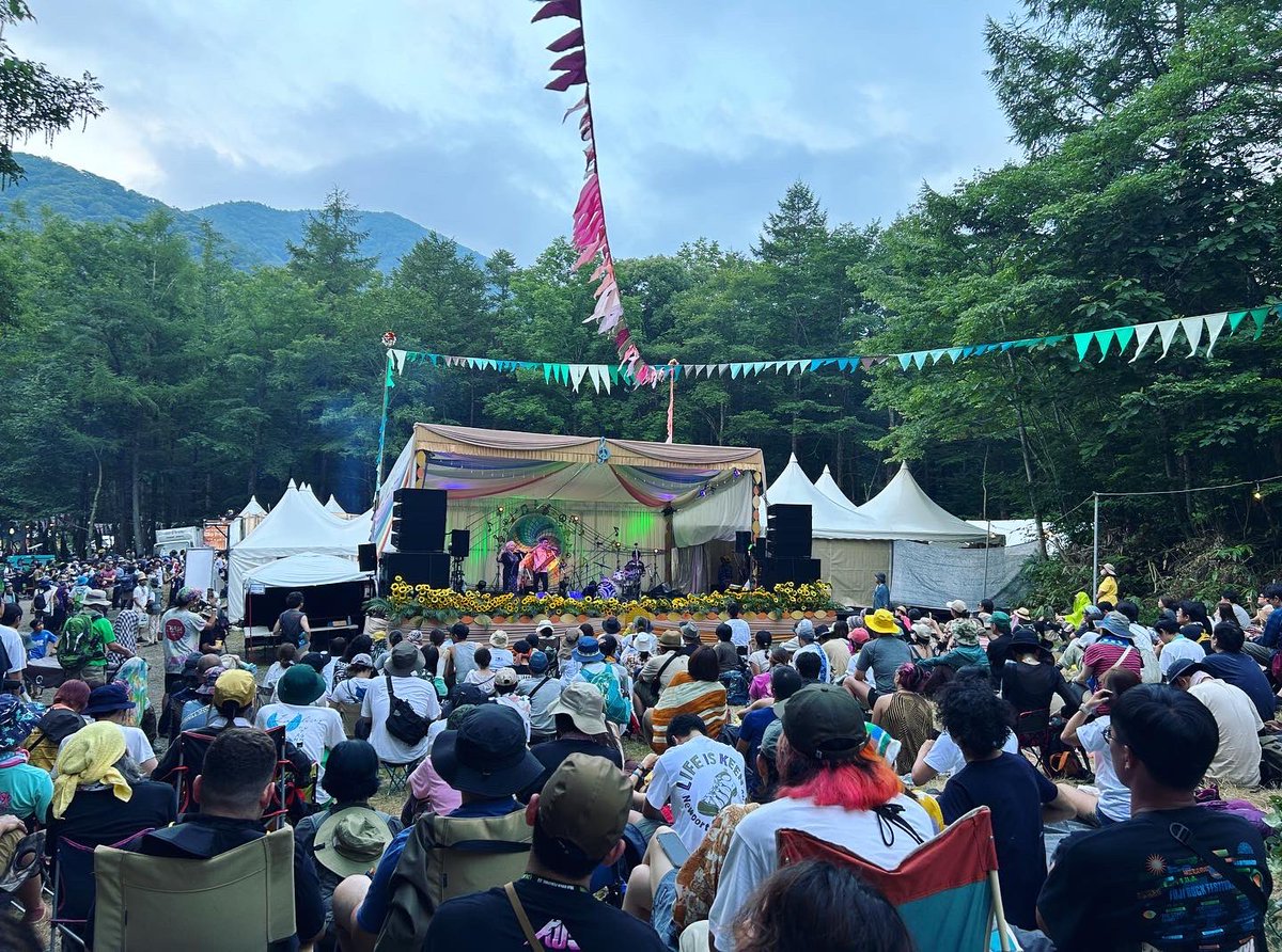 ChikarStudio's tweet photo. FUJI ROCK FESTIVAL'23
OKI &amp; Rekpo with 沼澤尚+内田直之
@Gypsy Avalon🎵

OKI DUB AINU BAND同様に大盛況でした👏👏👏
ご来場の皆様、関係者の皆様、ありがとうございました🙏
また、遠方からご声援いただいた皆様にも感謝🙏

#okidub #fujirock2023 https://t.co/NFOmazIoya