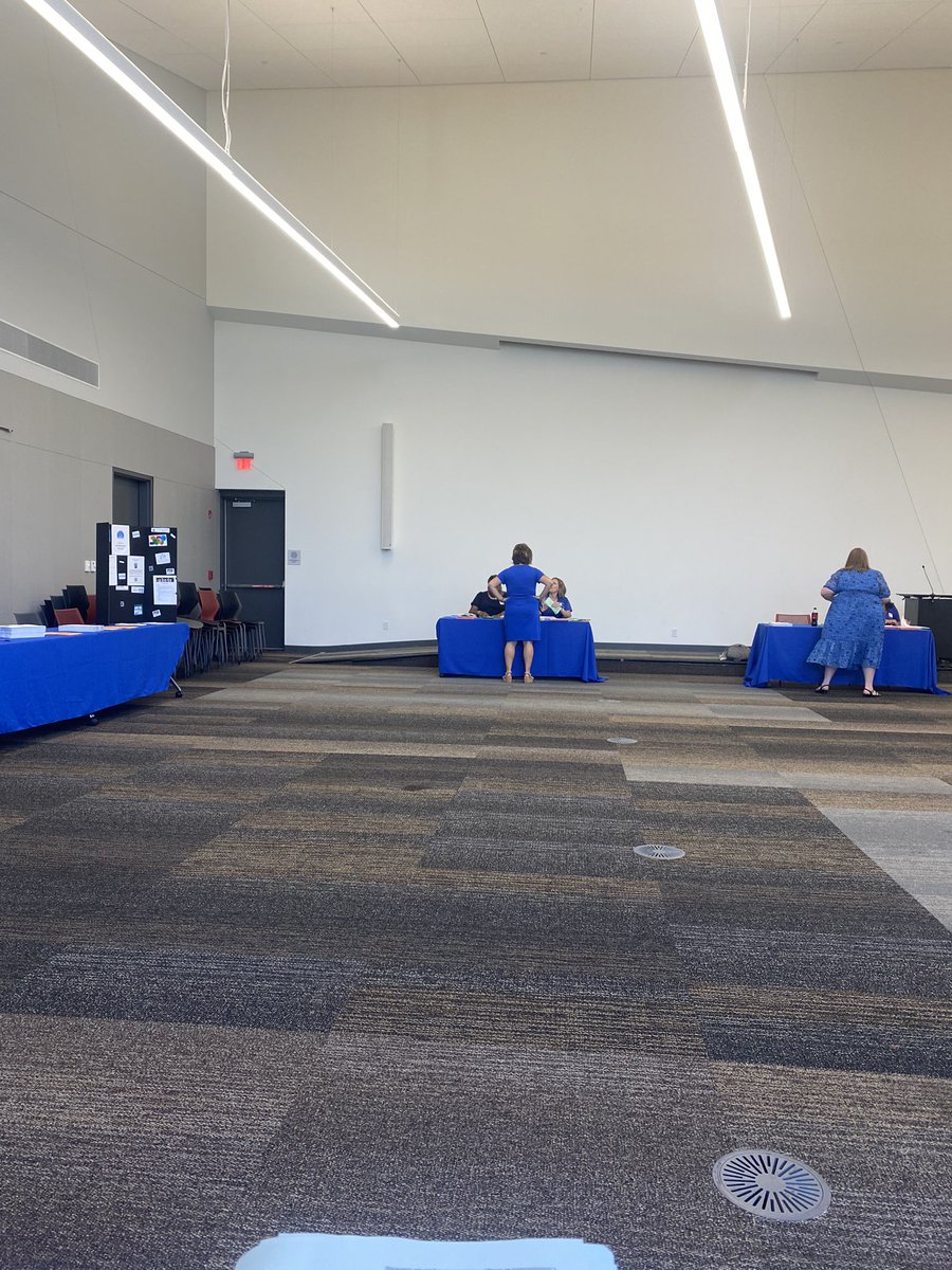 Explore_Johnson's tweet photo. Registering our Jaguars and getting them excited for the Explore Experience!! @ExploreJCPS https://t.co/banKDgyni9
