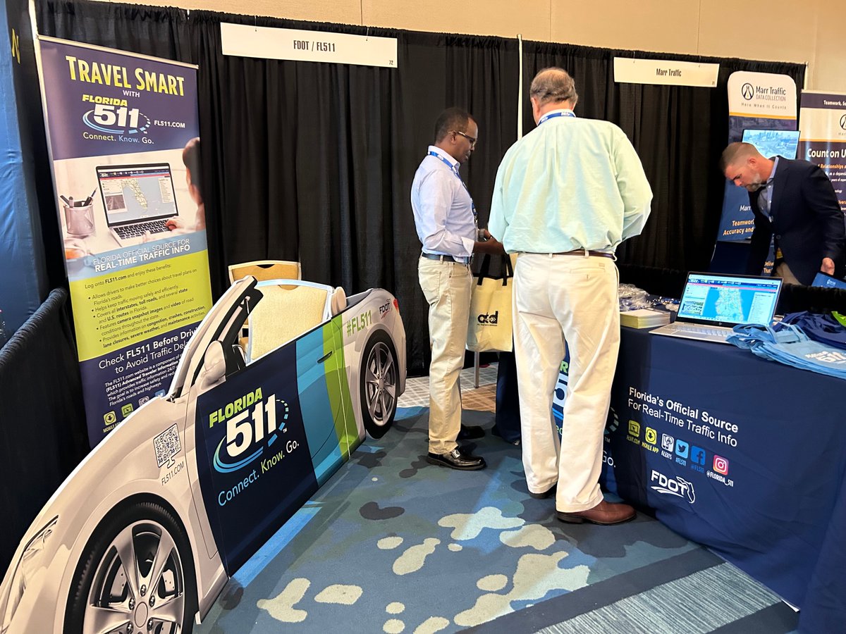 fl511_state's tweet photo. The #FL511 Marketing Team is at Florida’s I3 Transportation Showcase in Orlando, greeting attendees and sharing the news on how to #ConnectKnowGo with FL511. #i3Transpo https://t.co/zzcT4IqjOu