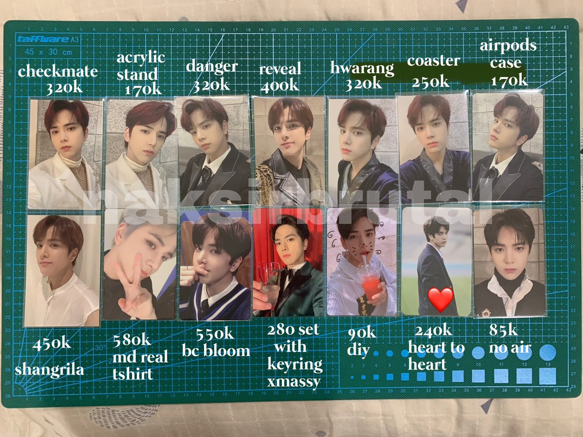 mingyisite's tweet image. want to sell — wts 
tbz the boyz photocards

younghoon rtk road to kingdom purchase event, broadcast bloom, xmassy keyring (set), no air, tshirt 
price: on pic (boleh nego)

☆ all in good condition
☆ shopee available (exc adm fee)
☆ proof &amp;amp; vidcon by dm
☆ strictly no HNR!