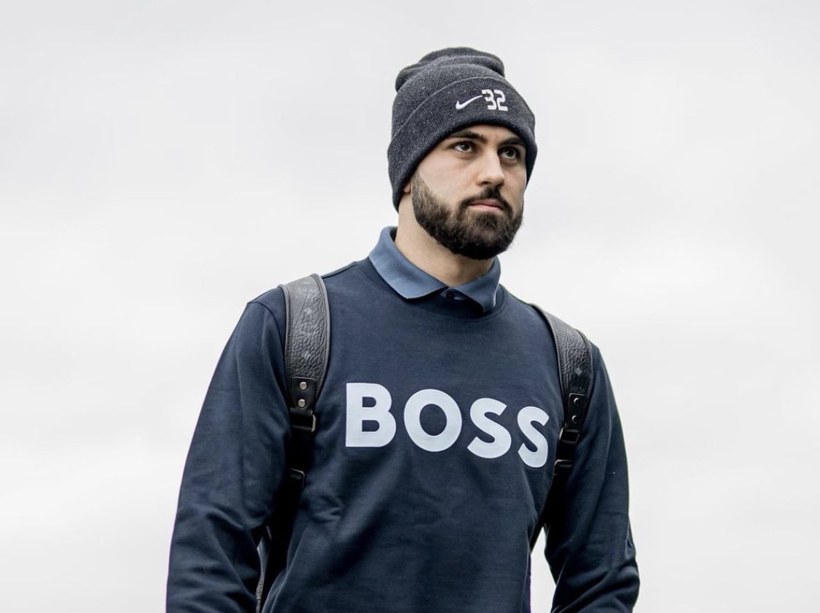 FabrizioRomano's tweet photo. Manchester City and RB Leipzig are in active talks to seal Josko Gvardiol deal after the verbal agreement reached 10 days ago 🔵⌛️🇭🇷 #MCFC

It could be finally signed/sealed with all parties [including percentages of future sale/Dinamo Zagreb] by the end of the week. https://t.co/Nrsr2LloMy