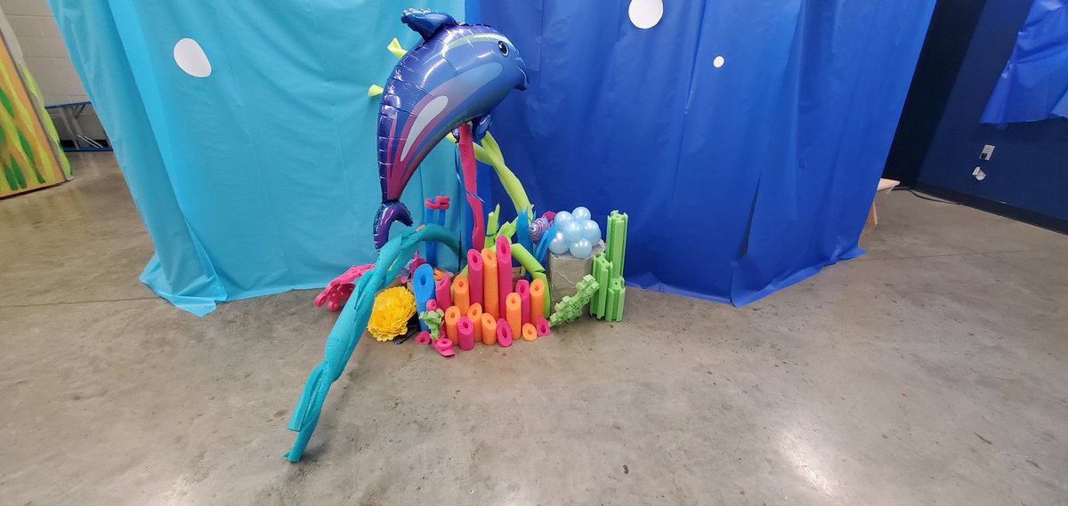 CongerJared's tweet photo. Team 1566 is ready to be the #bestinthenorth #D816 #region1 for the BEST survey!!! Come visit our undersea adventure give us your opinion! @BenitoKomadina @JBBailey9 @LowesHR816 https://t.co/I2saDKo7qR