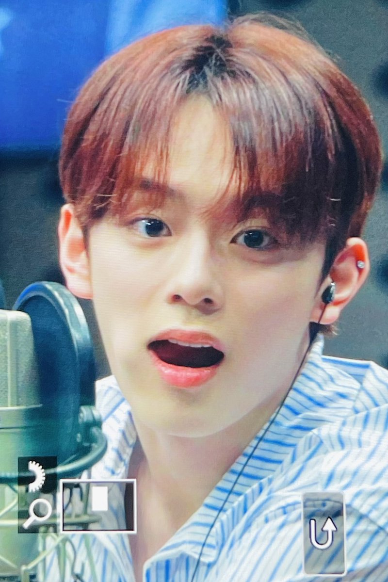 Playtag_125's tweet photo. 230801 🤔😛😝
#베리베리 #VERIVERY #유강민 #강민 #KANGMIN #세상존잘유강민 @by_verivery https://t.co/t8iqS2xNOA