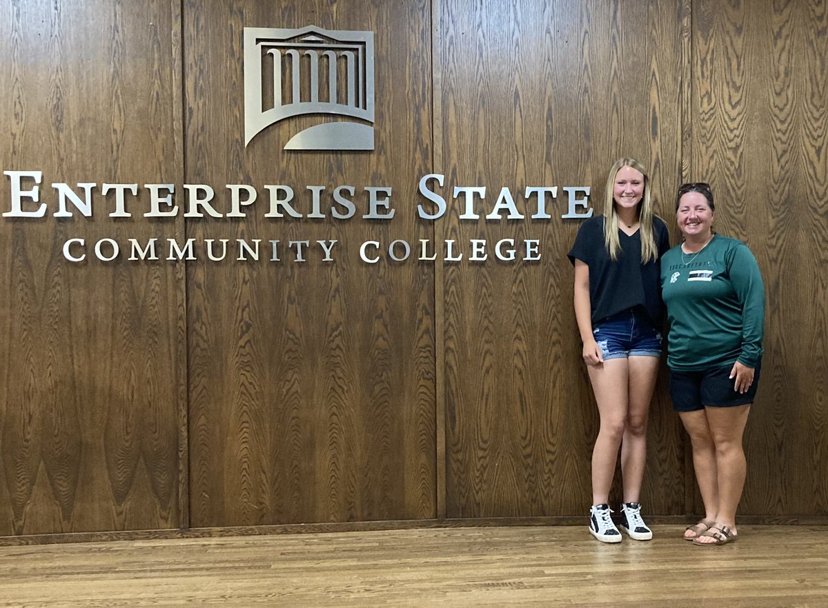 Elizabeth Woodfin (@ewoodfin2025) on Twitter photo Super blessed to receive my first offer from <a href="/EnterpriseStSB/">Enterprise State CC Softball</a>!! Thank you <a href="/coachclairg/">Coach G</a> for the visit! I enjoyed speaking with you!! <a href="/MarburySoftball/">Marbury Bulldog Softball</a> <a href="/07_divas/">Knockout Divas 07</a> Super blessed to receive my first offer from <a href="/EnterpriseStSB/">Enterprise State CC Softball</a>!! Thank you <a href="/coachclairg/">Coach G</a> for the visit! I enjoyed speaking with you!! <a href="/MarburySoftball/">Marbury Bulldog Softball</a> <a href="/07_divas/">Knockout Divas 07</a>